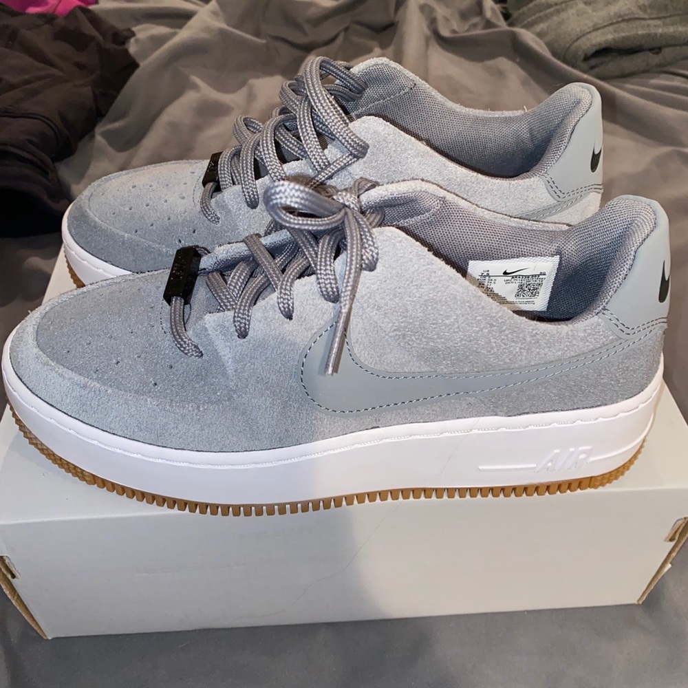 size 6 gray nike air forces